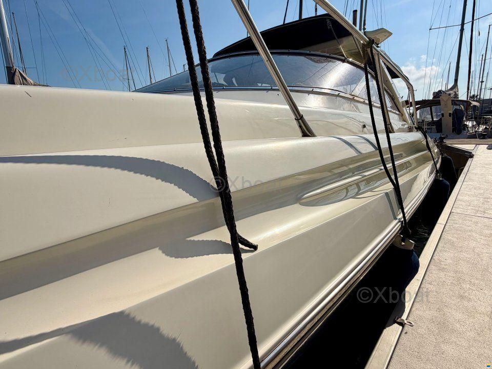 Sunseeker Mustique 42