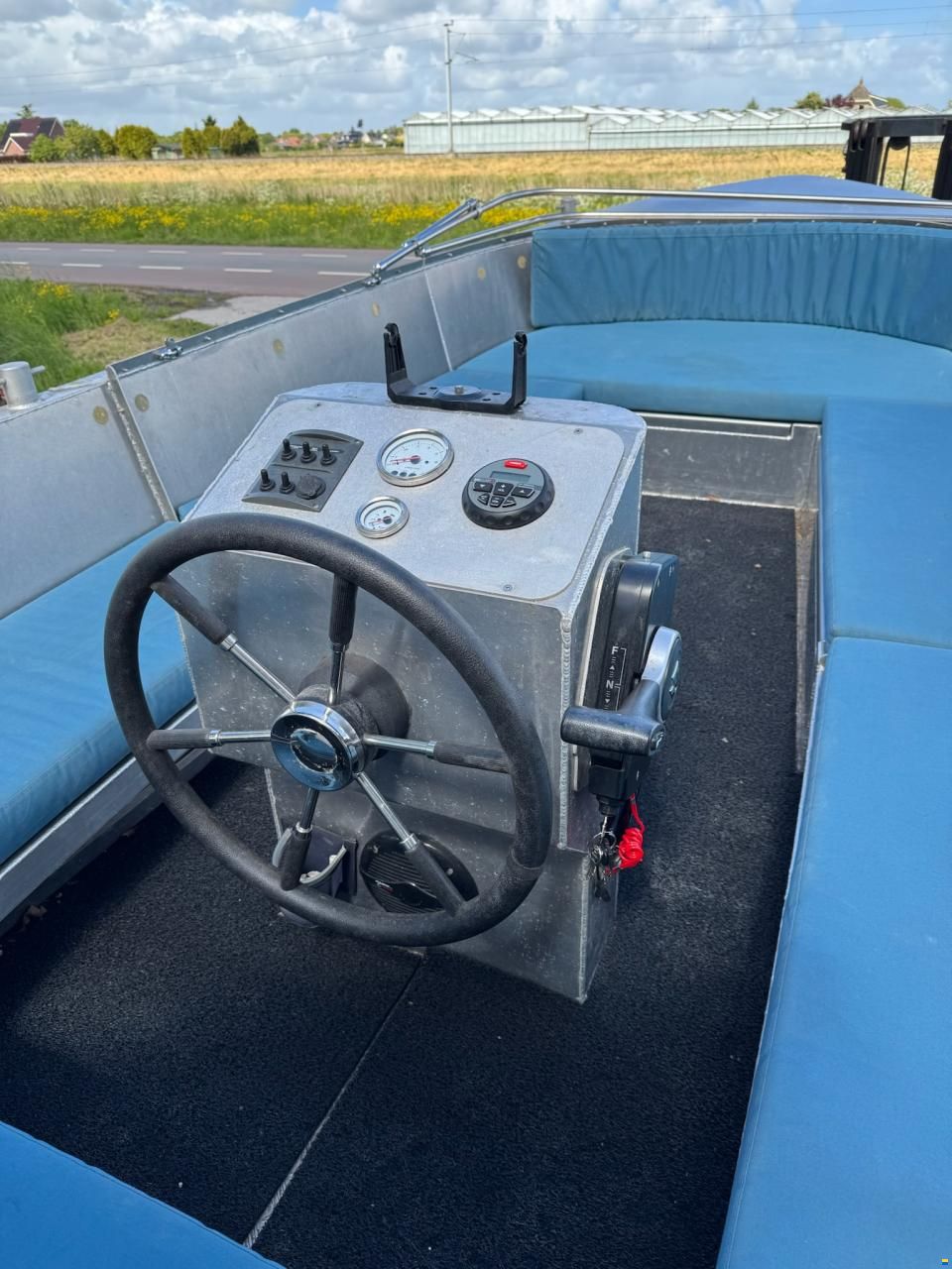 VanVossen 660 Tender