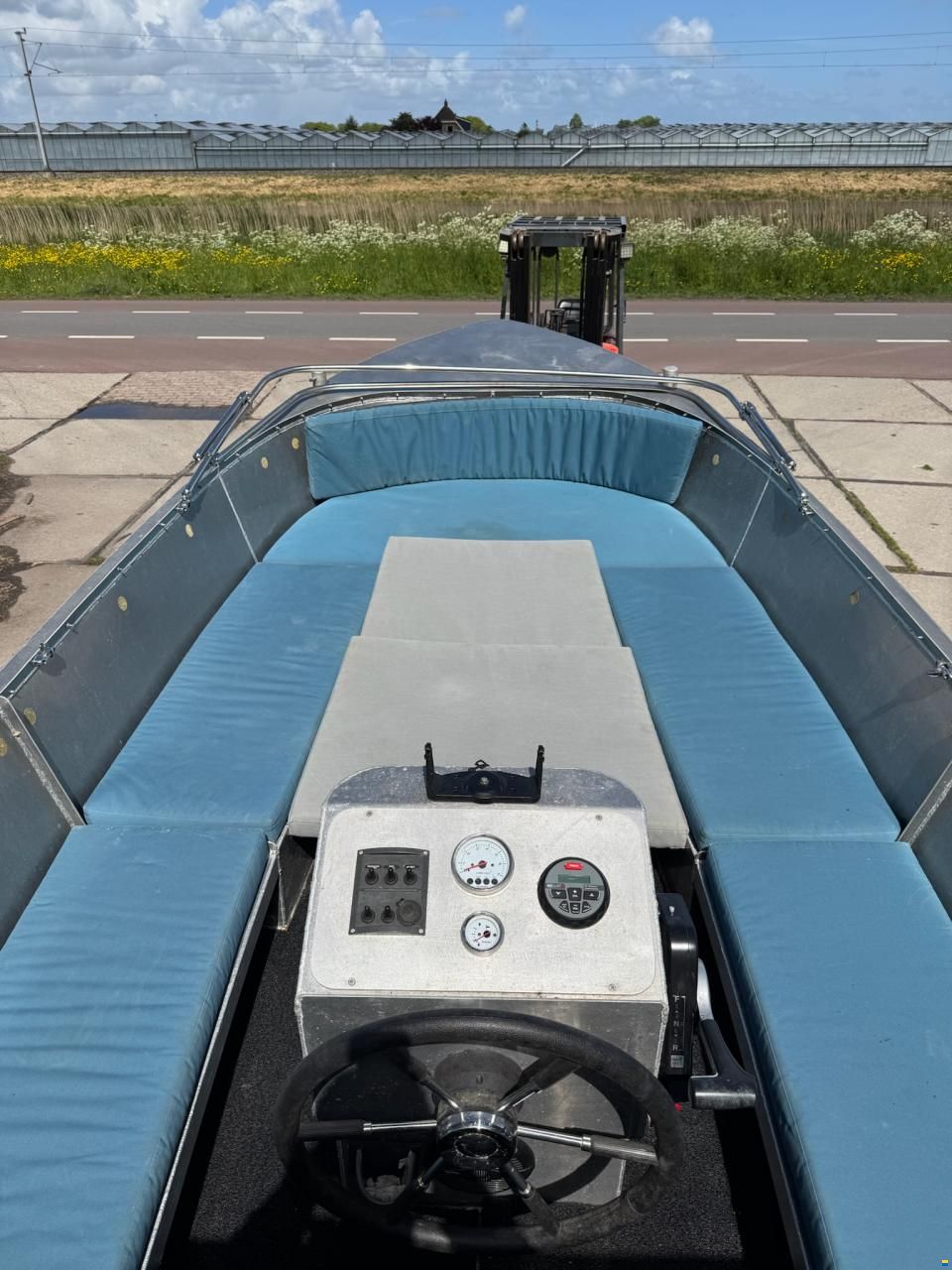 VanVossen 660 Tender