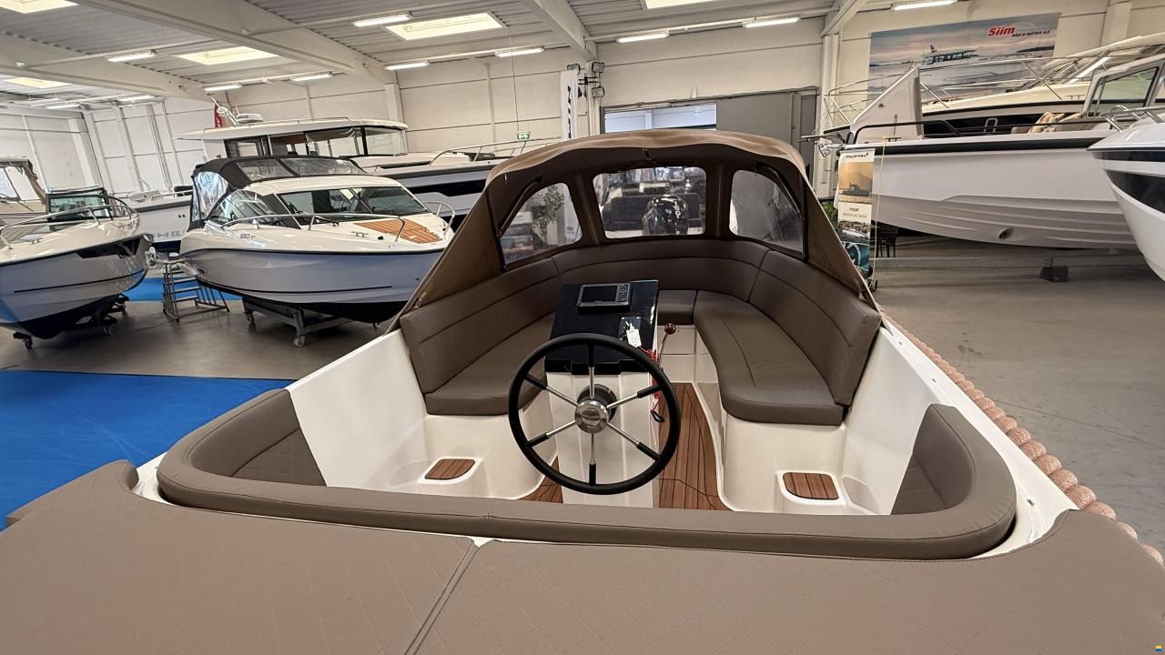Maxima 600