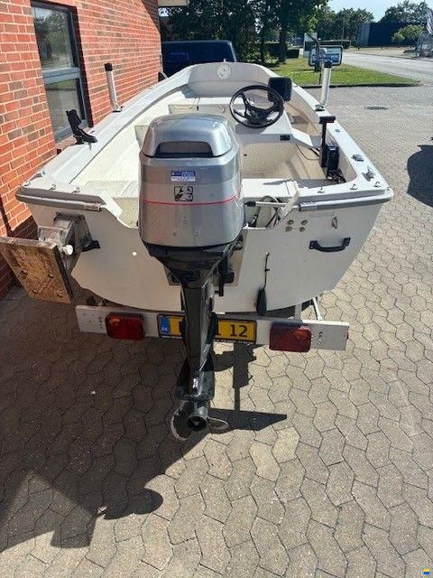 Crescent 434 m/pult og Mariner 30 hk 2-takt og Va