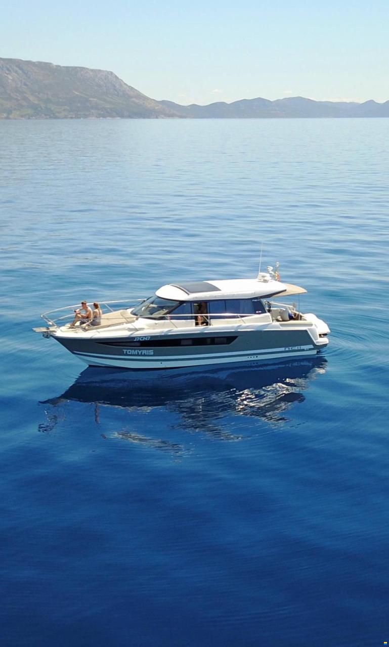 Jeanneau NS11