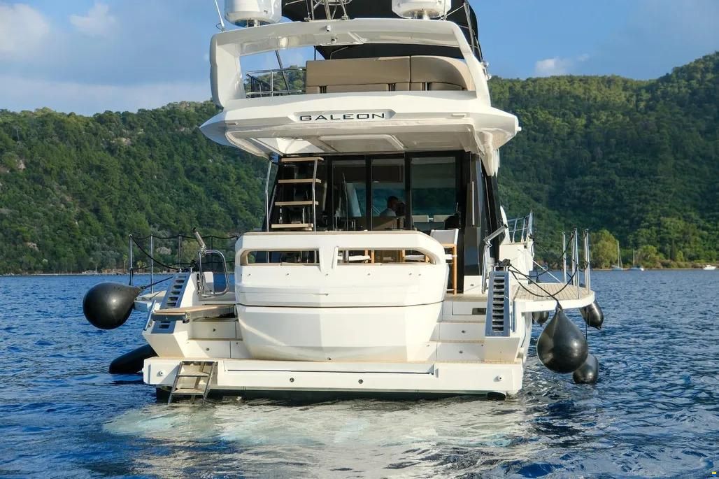 Galeon 500 Fly