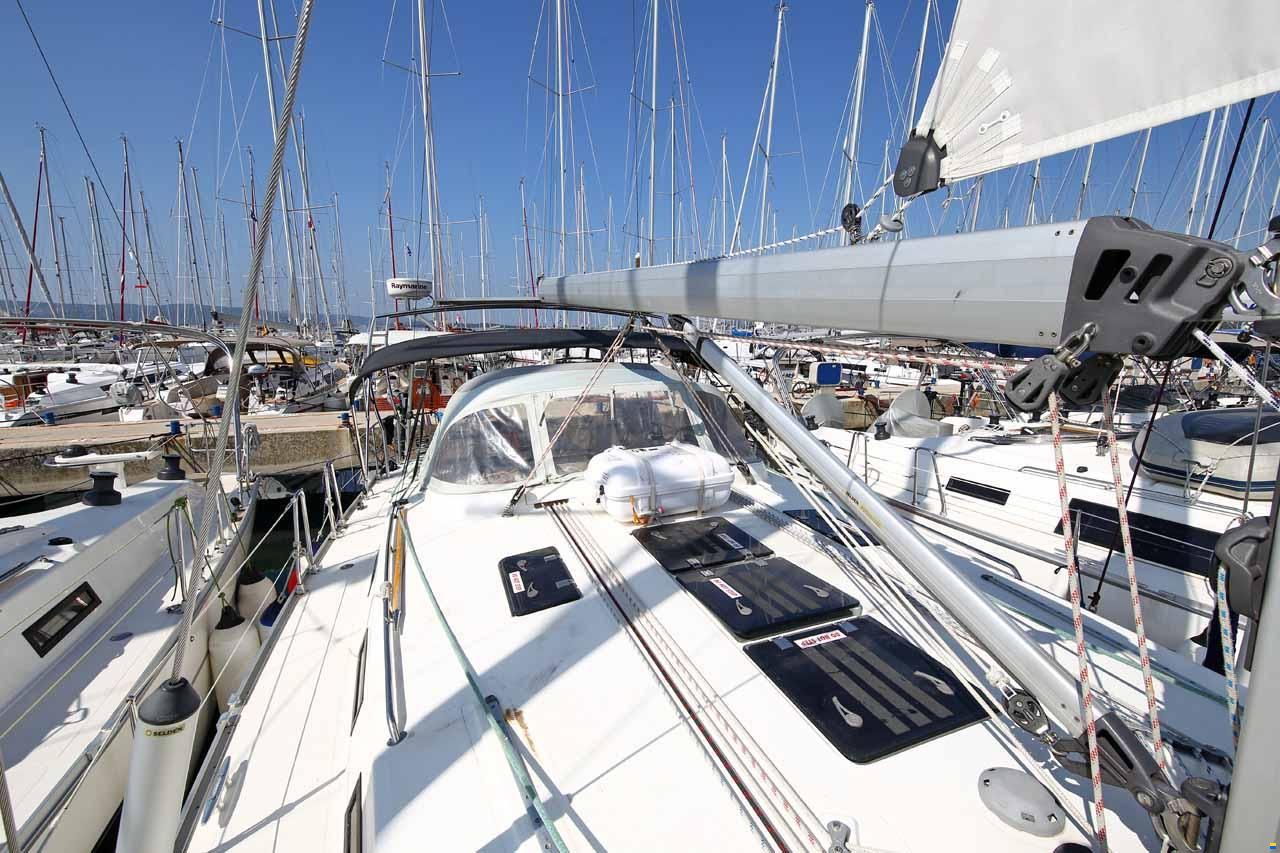 Bavaria CRUISER 45