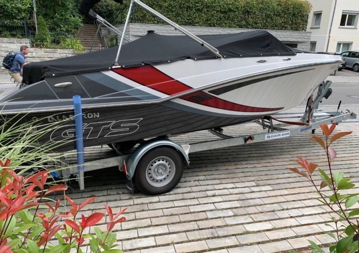Glastron GTS205