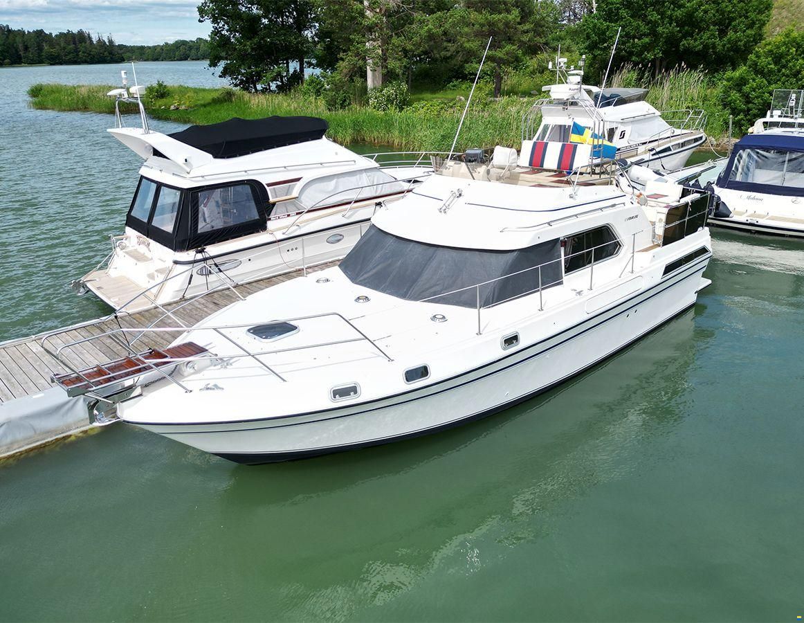 Fairline Turbo 36