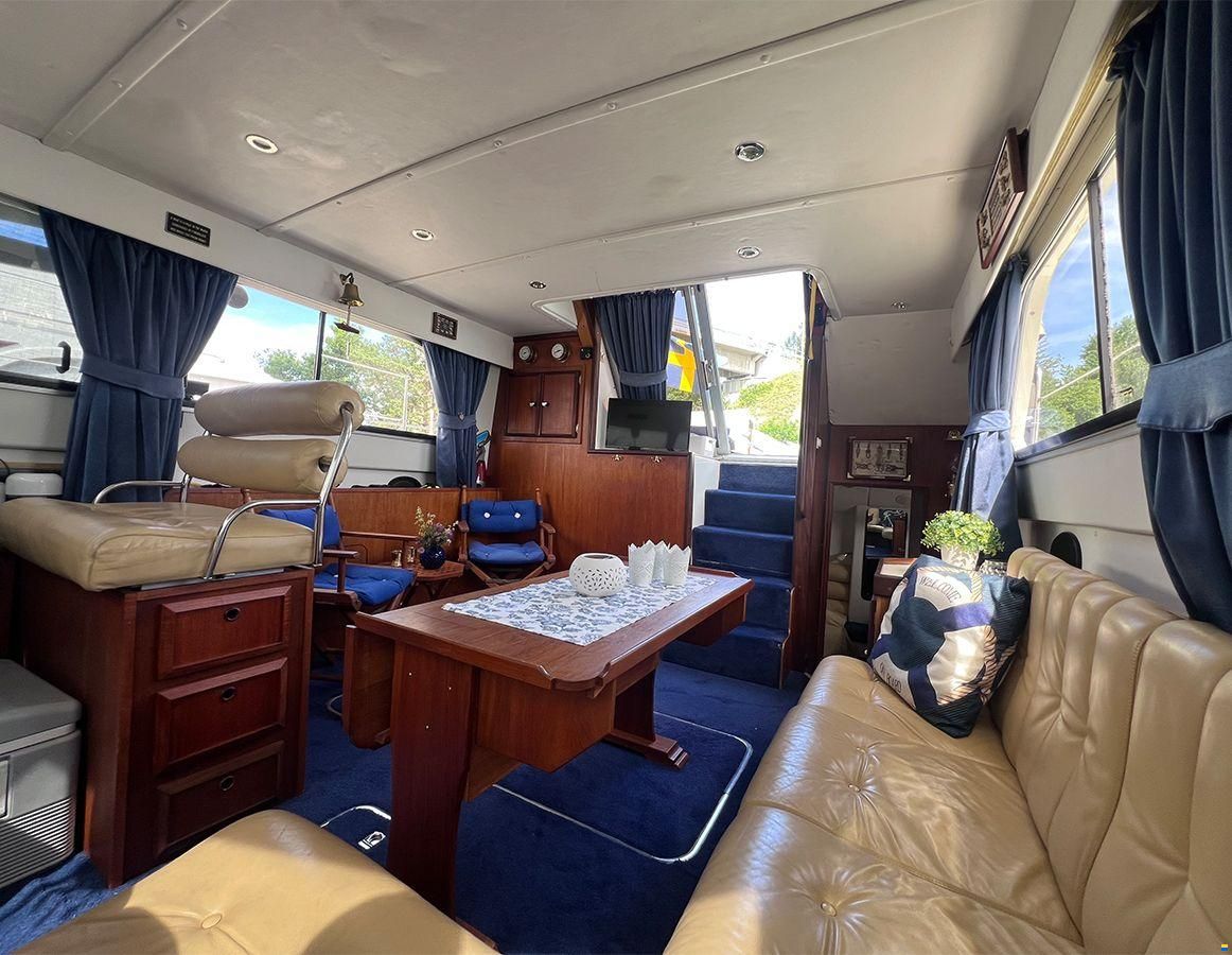 Fairline Turbo 36