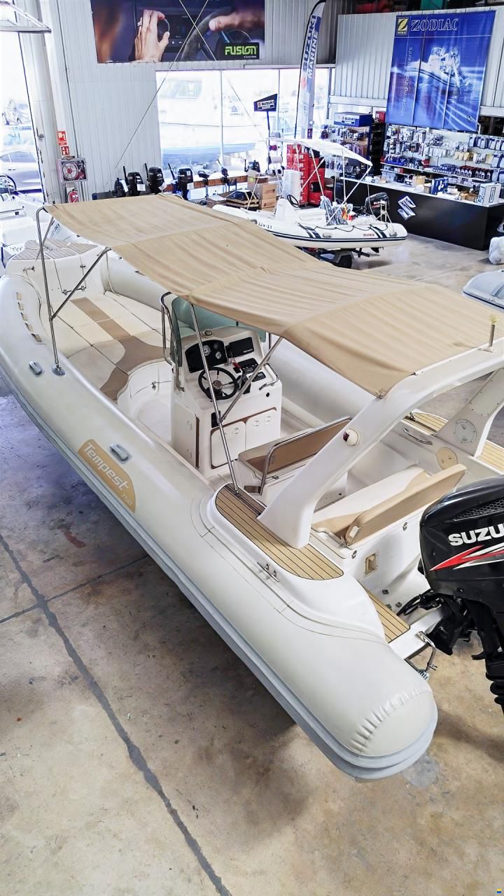 Capelli Tempest 750
