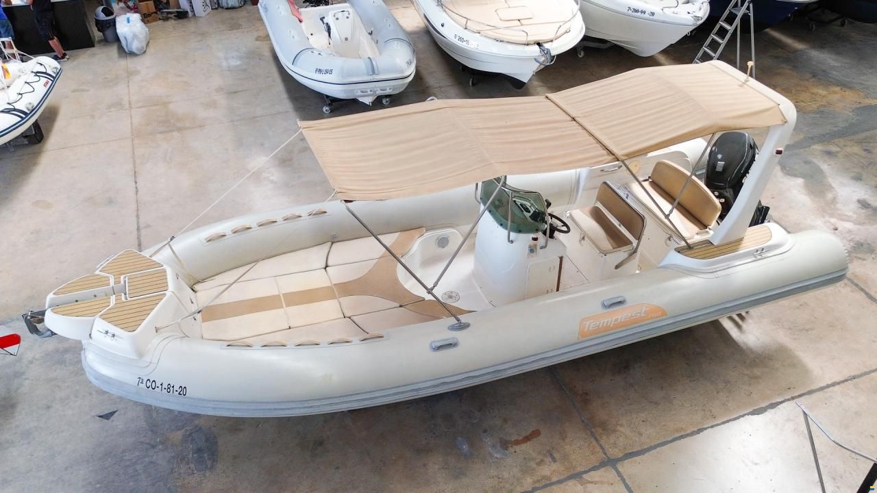 Capelli Tempest 750