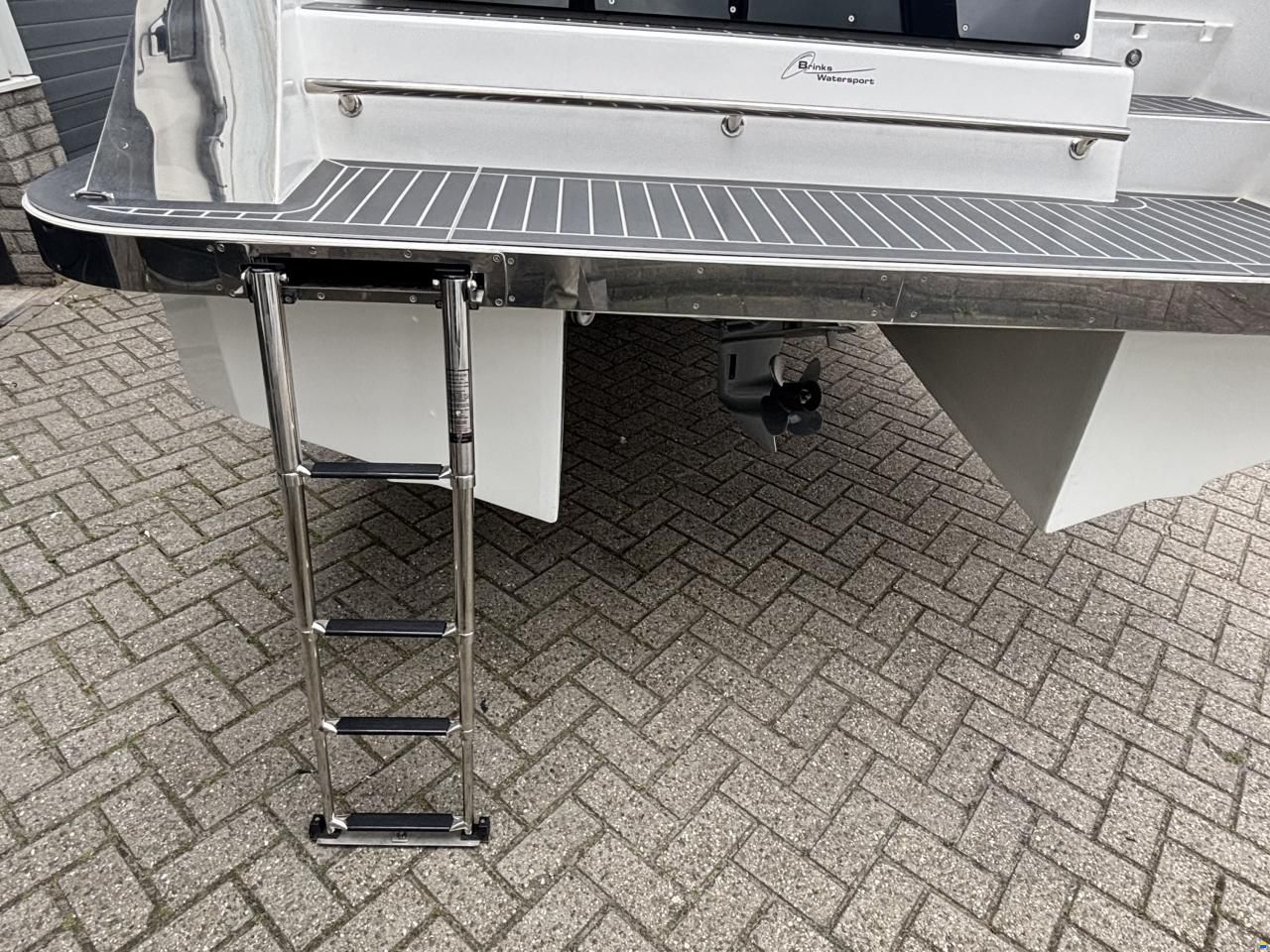 Maxima 640 Tender