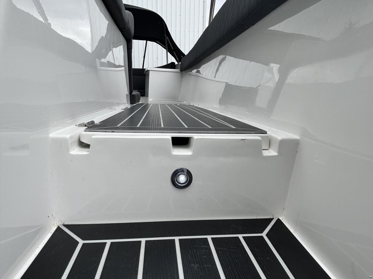 Maxima 640 Tender