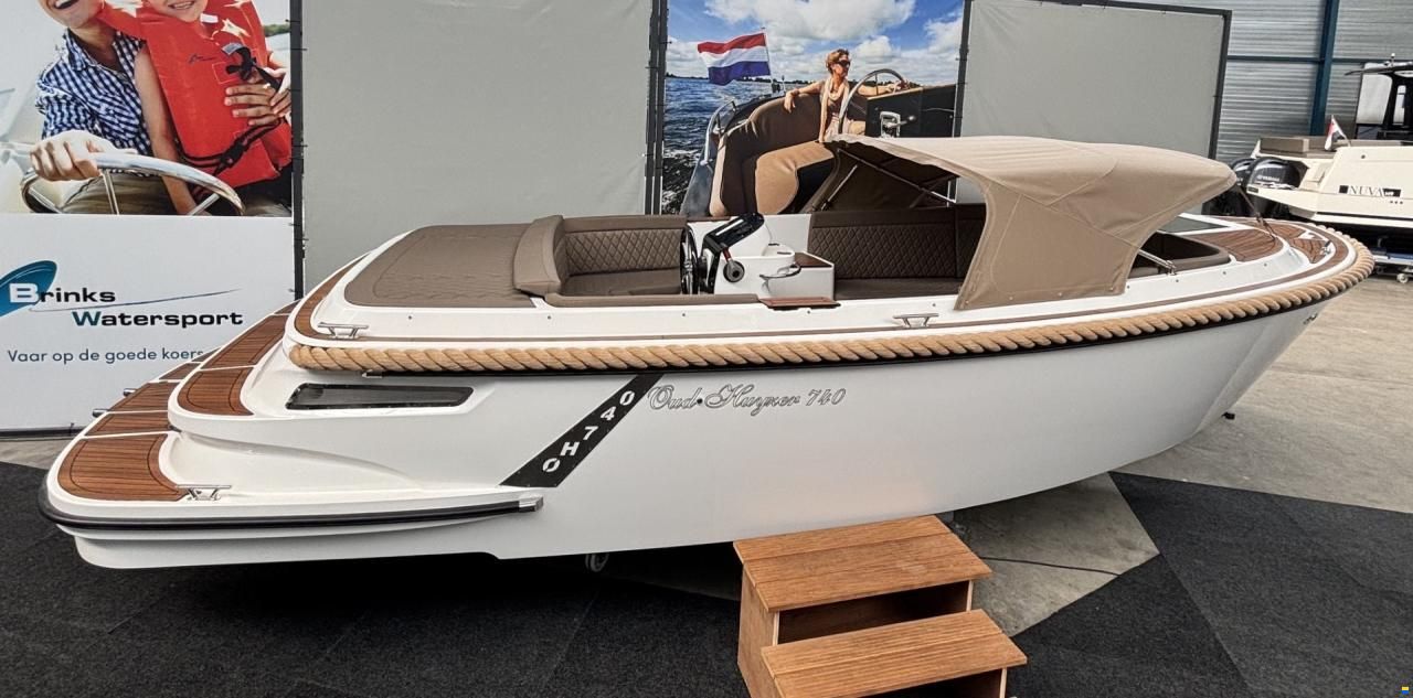 Oud Huijzer 740 Tender