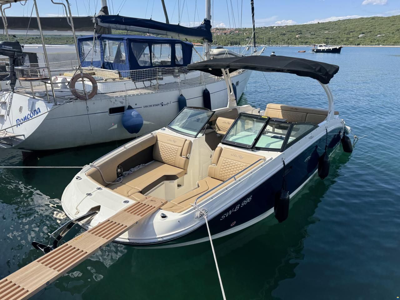 Sea Ray 270 SDXE