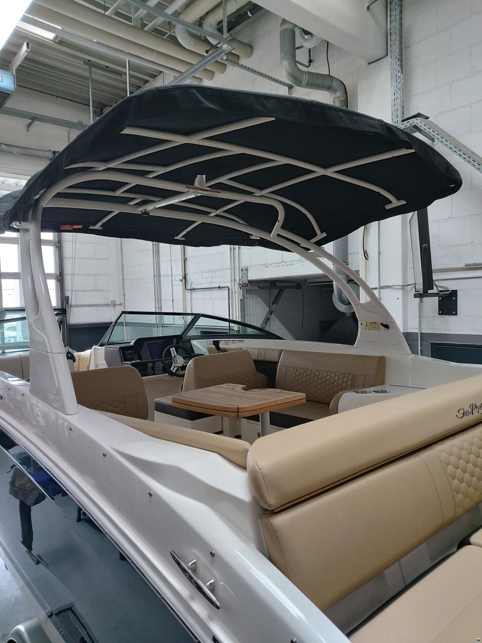 Sea Ray 270 SDXE