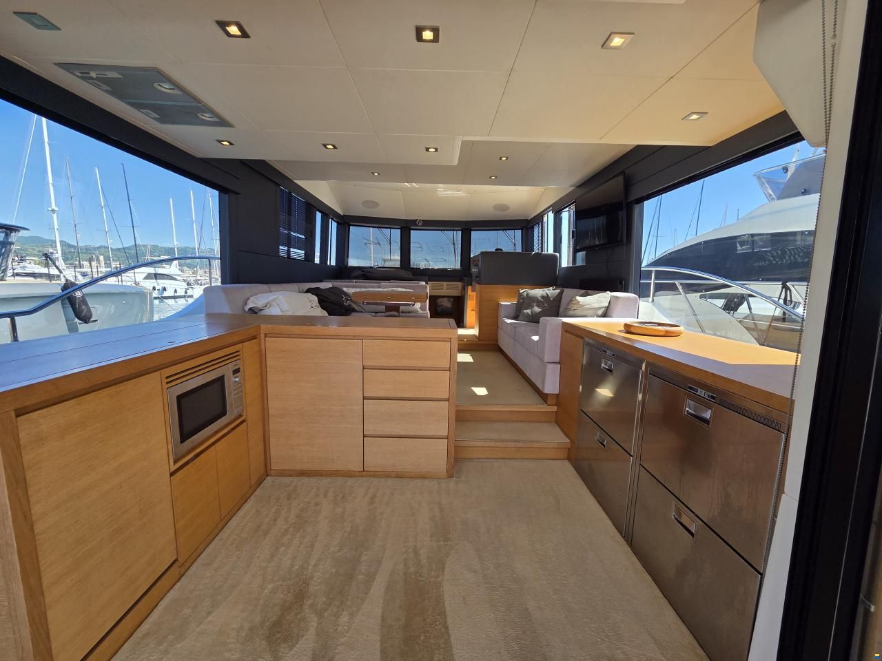 Sundeck 550