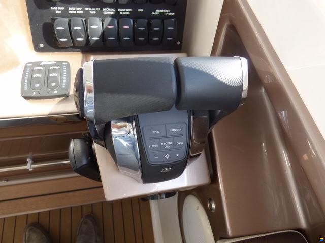 Galeon 325 HT