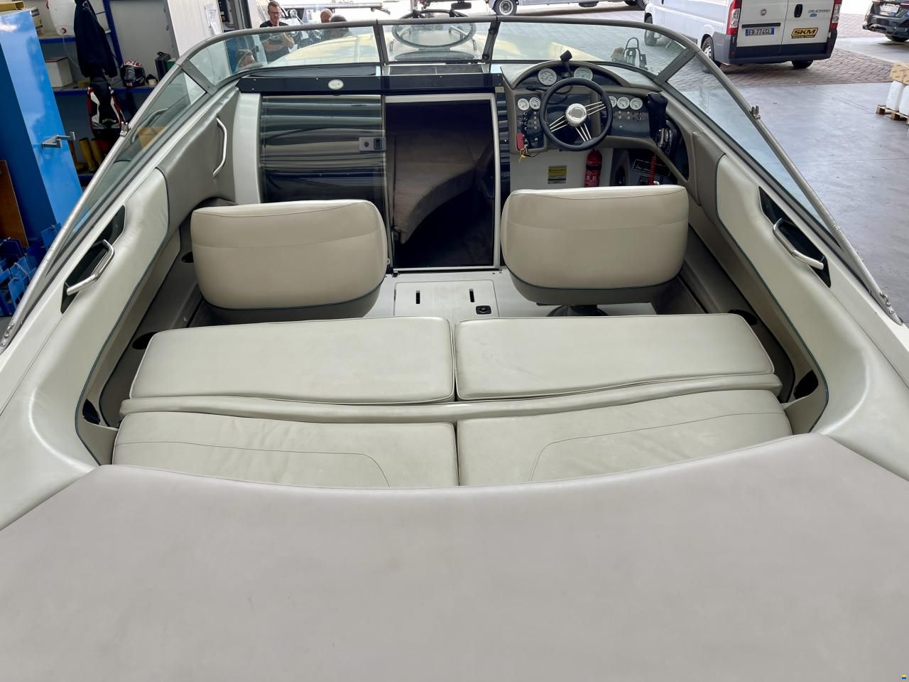 Cobalt 255 motore Volvo 7.4 da 330cv