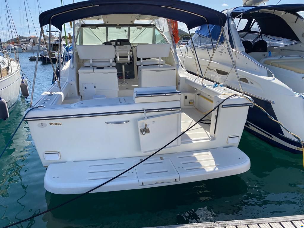 Pursuit 3400 express