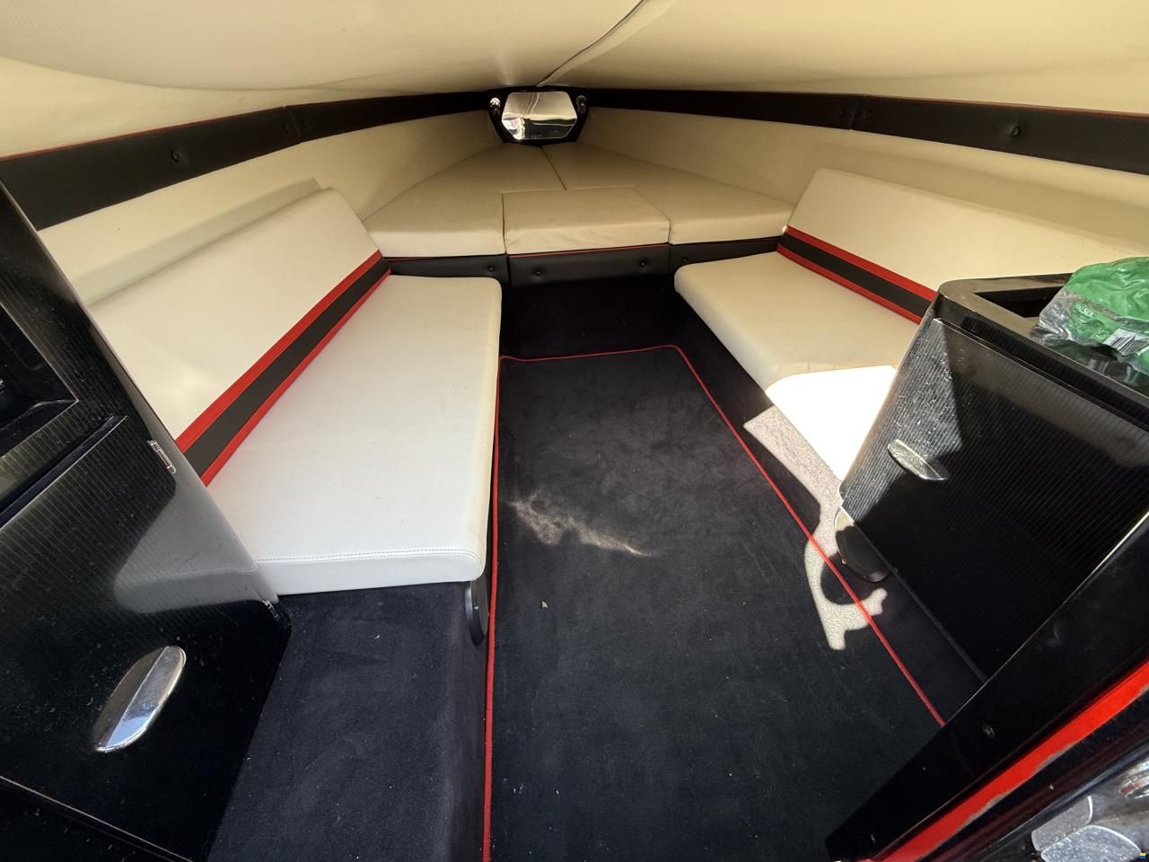 Wellcraft Scarab Exel 28