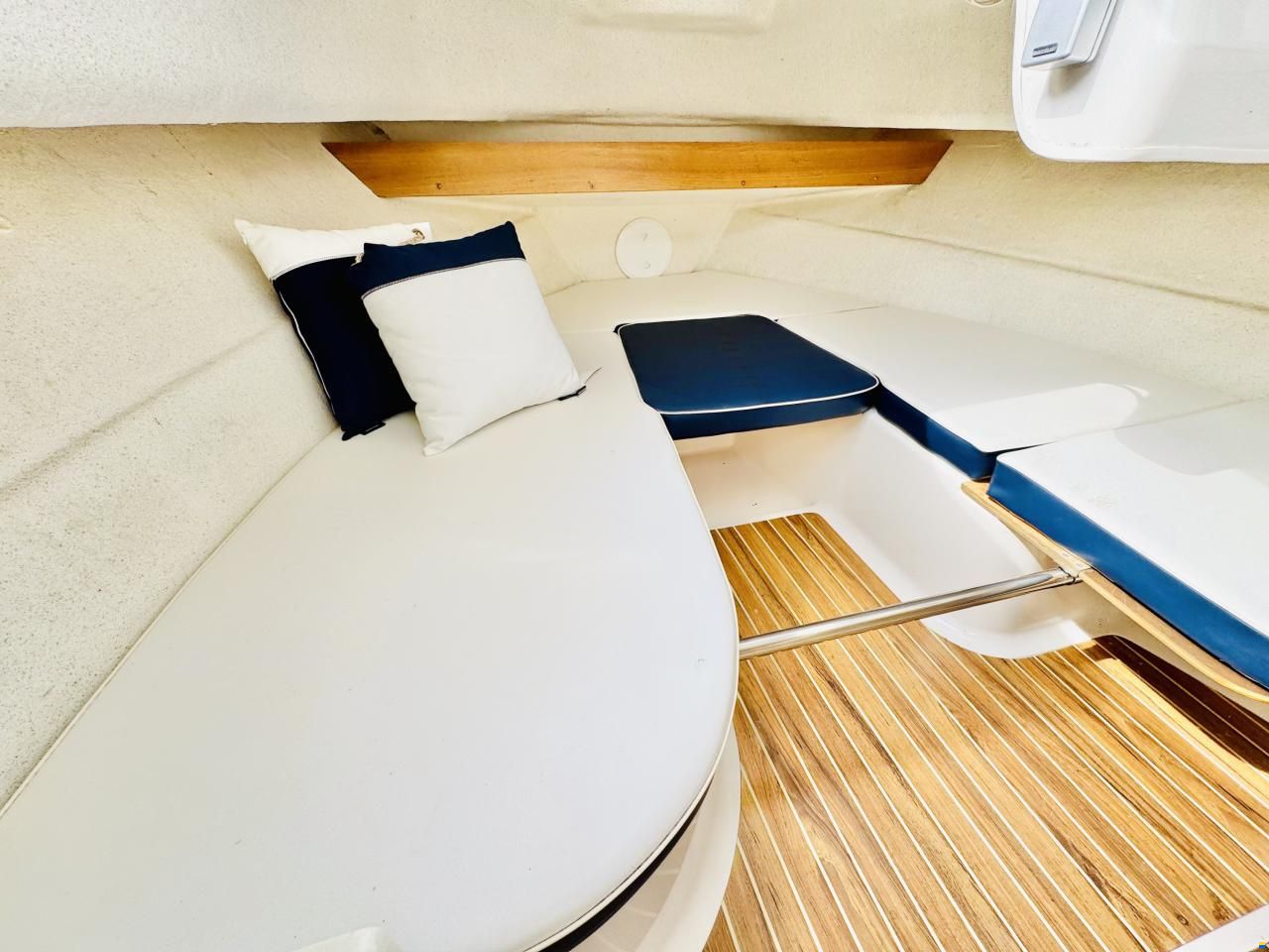 Quicksilver 580 Pilothouse