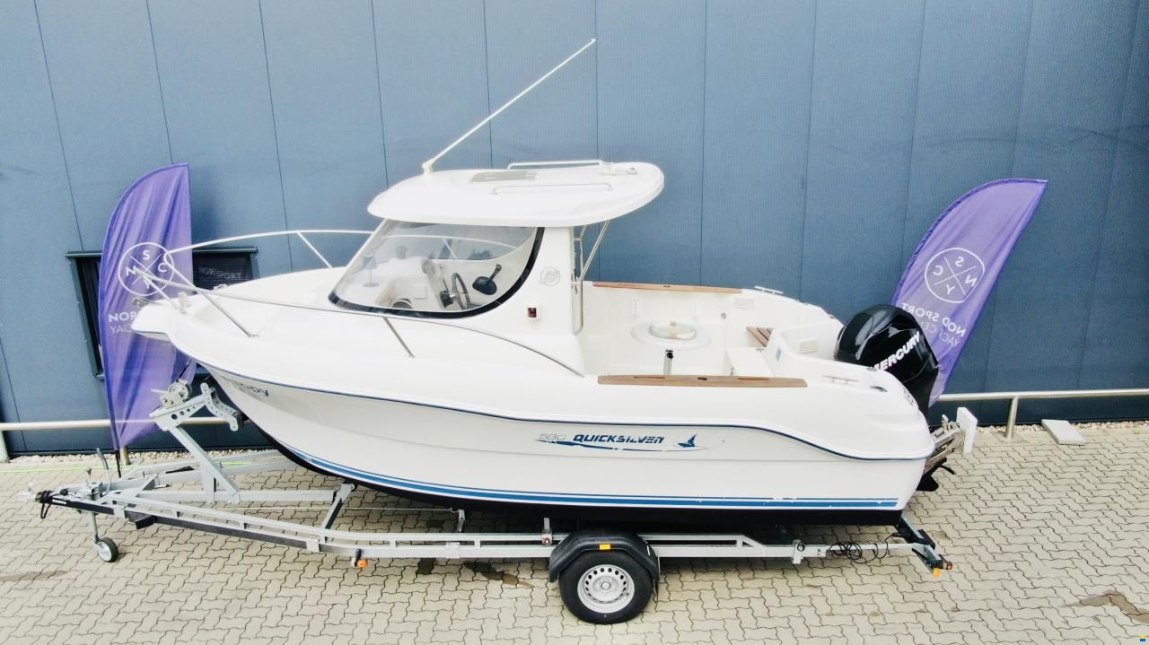 Quicksilver 580 Pilothouse