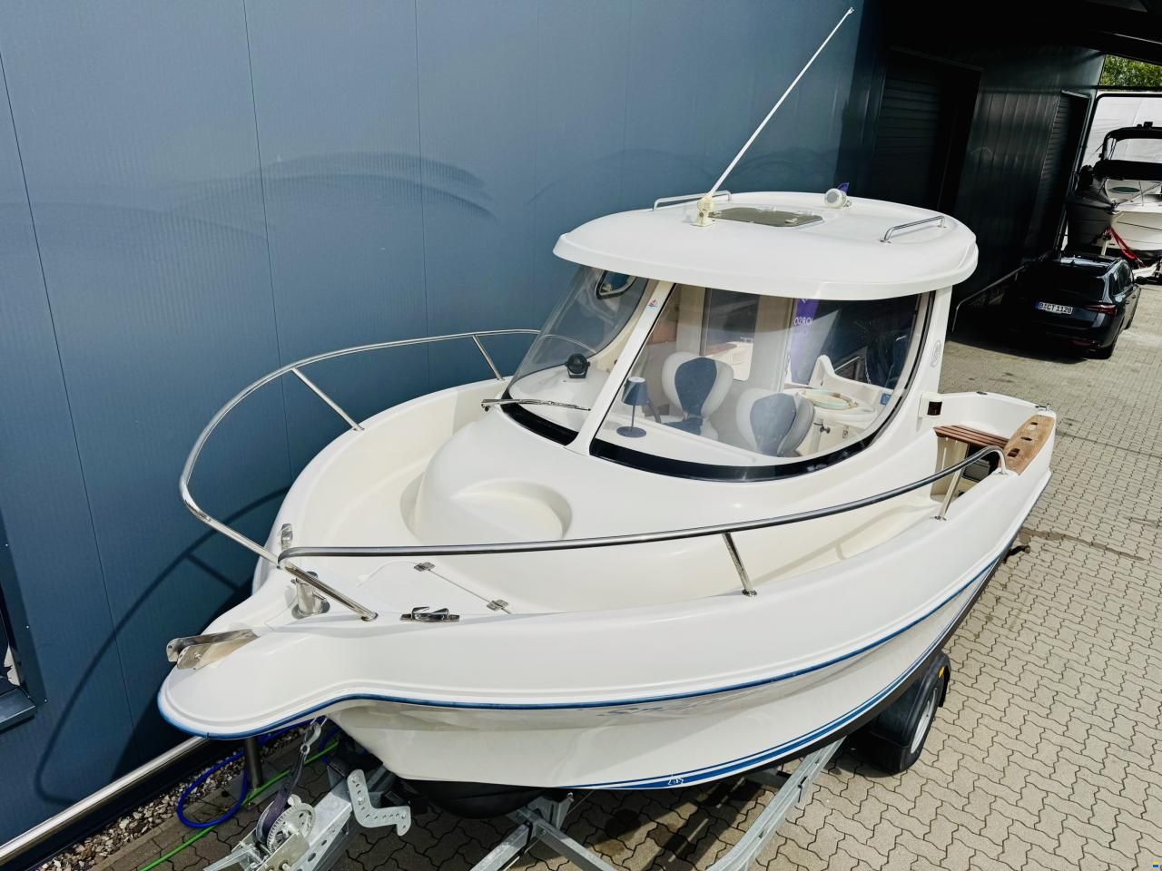 Quicksilver 580 Pilothouse