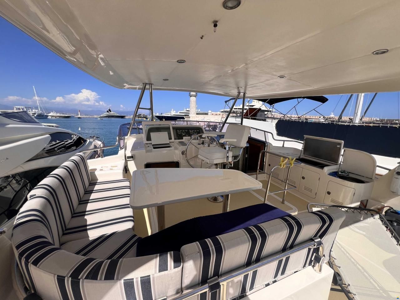Selene 54
