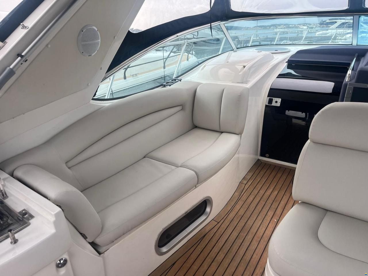 Sealine S 38