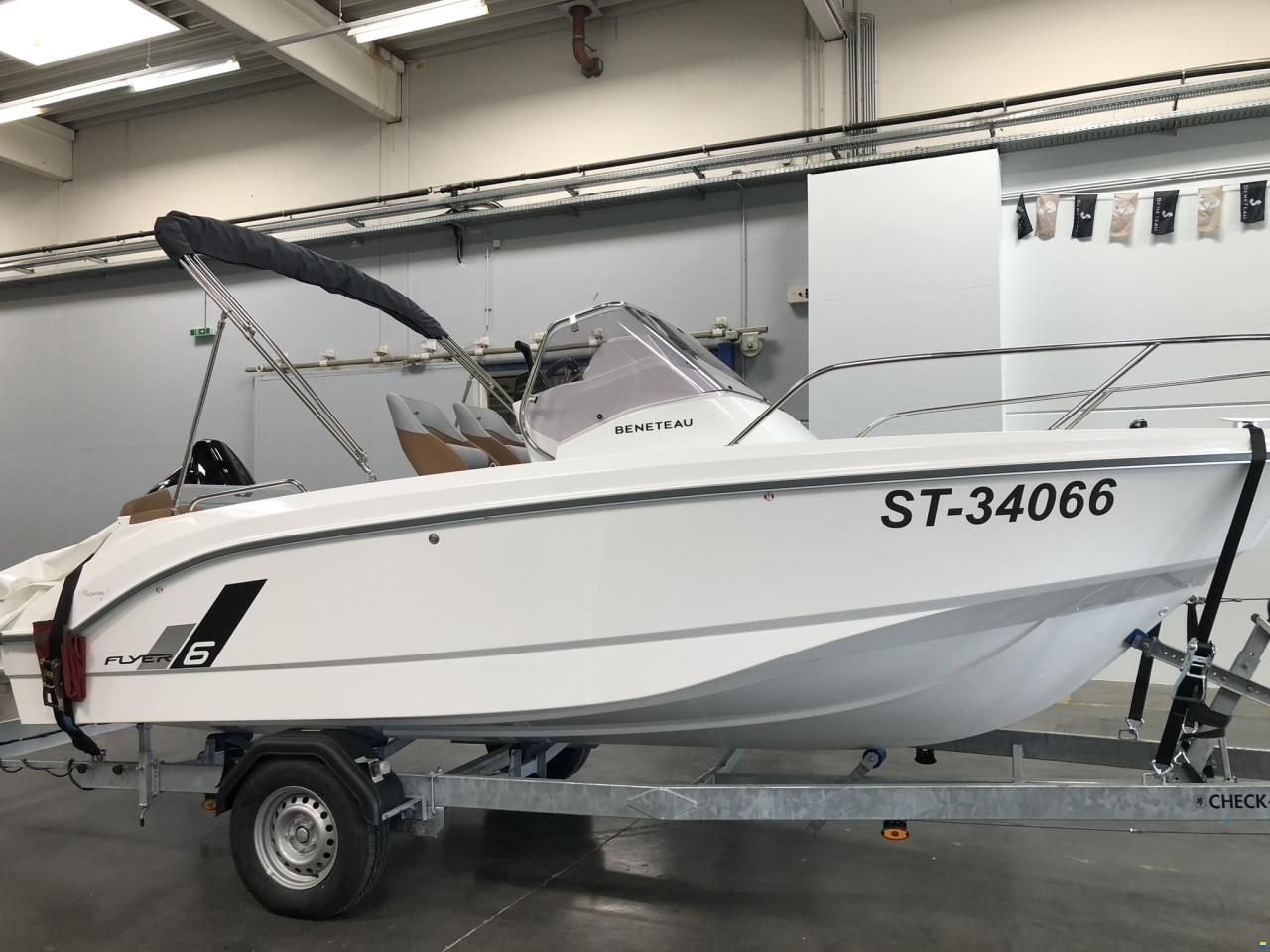 Beneteau Flyer 6 SUNdeck