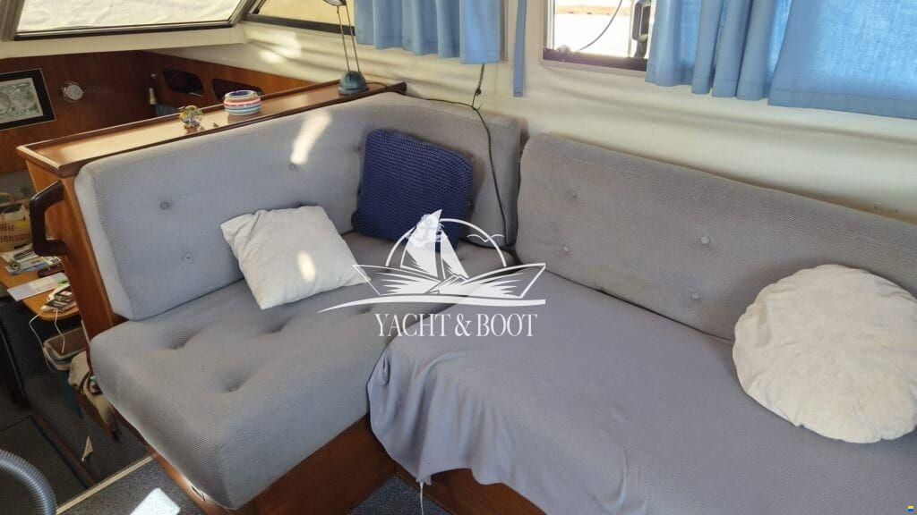Fairline Corniche