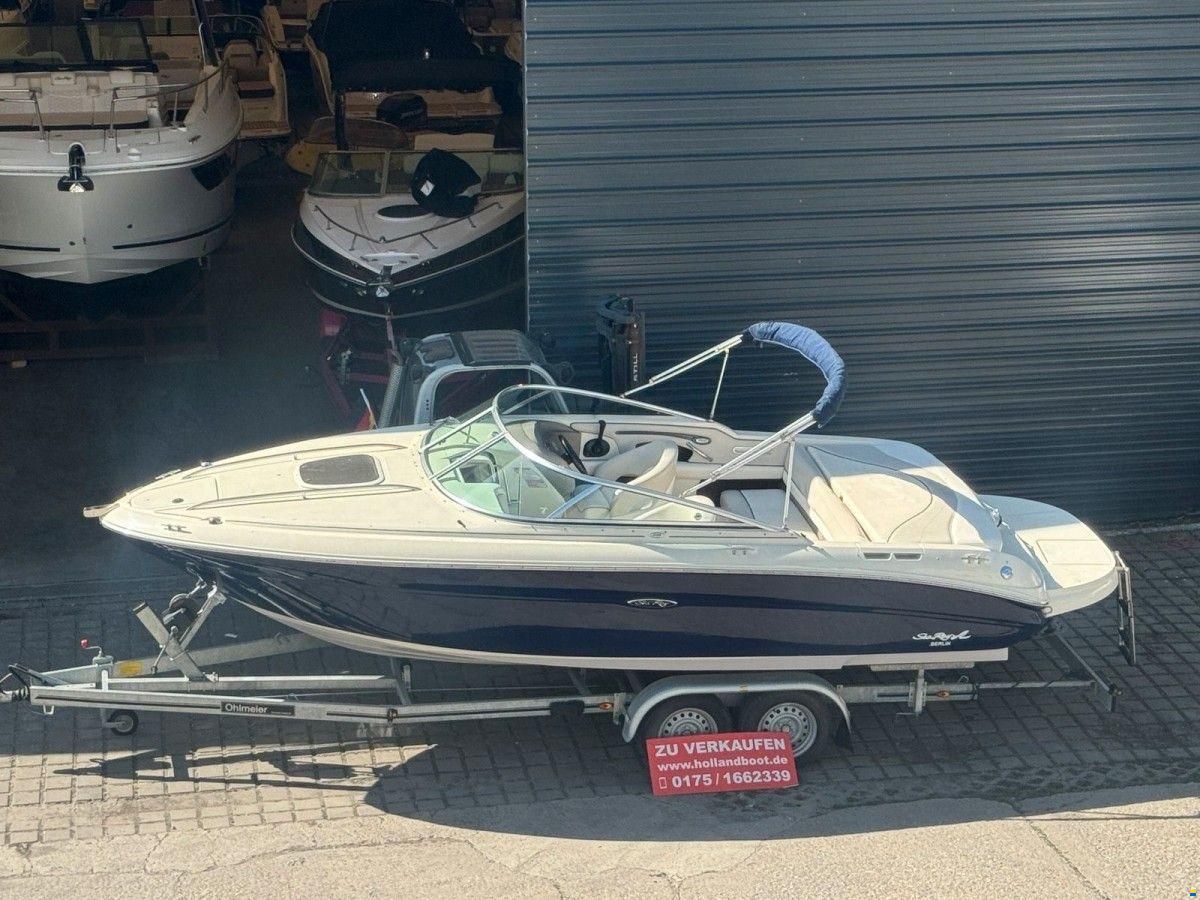 Sea Ray 220 SunSport Edition