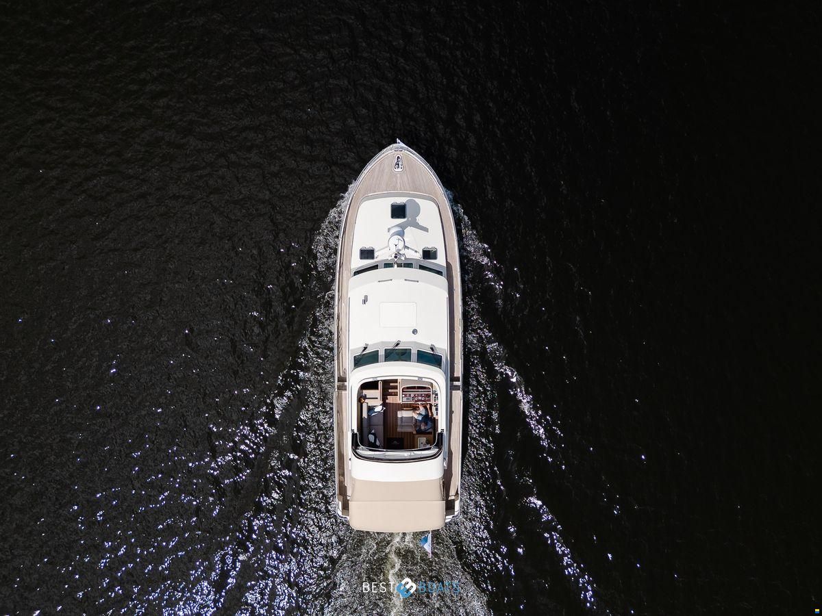 Linssen Grand Sturdy 450 AC Variotop
