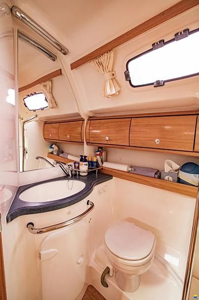 Bavaria 42C