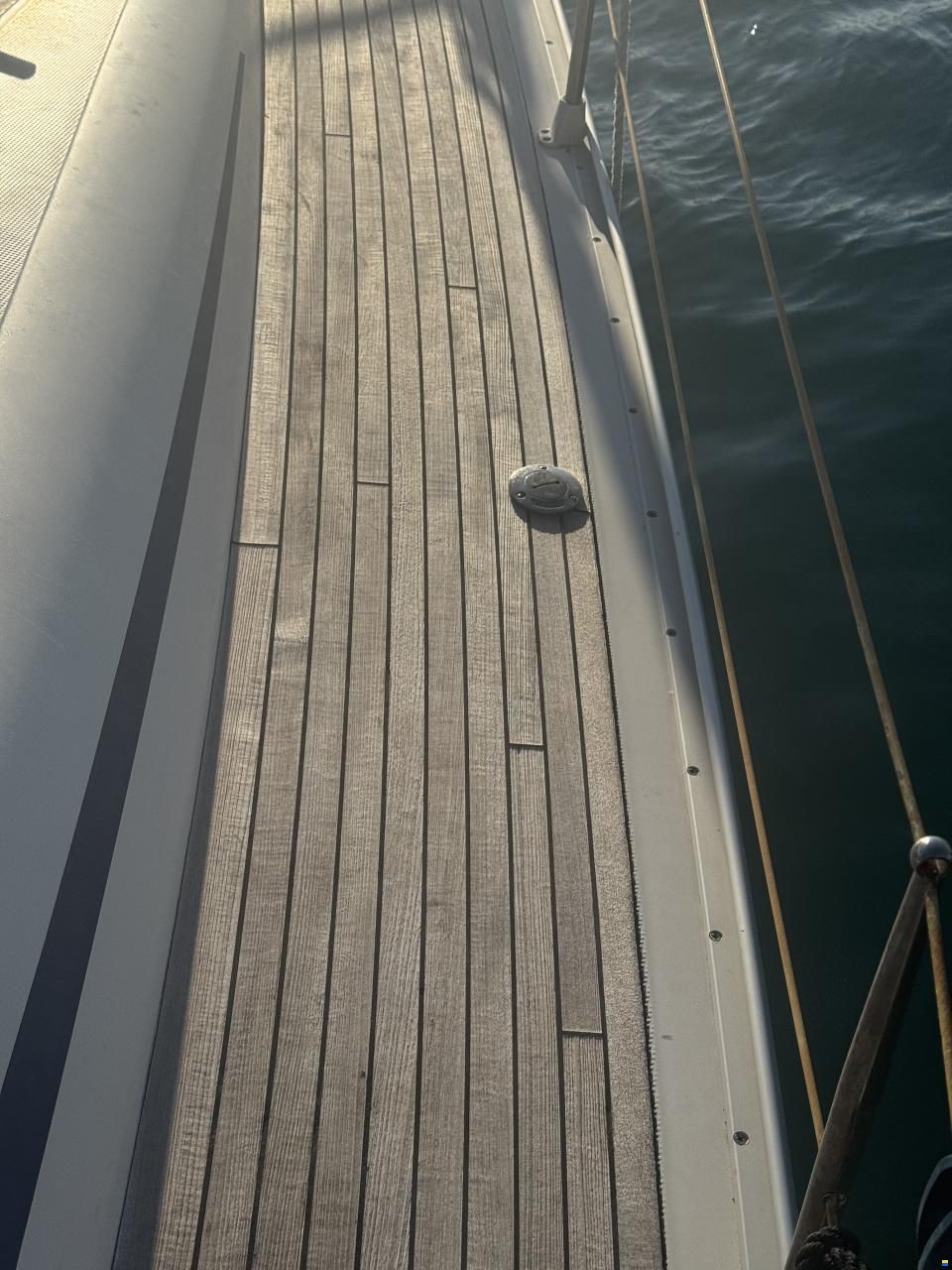 Bavaria 42C