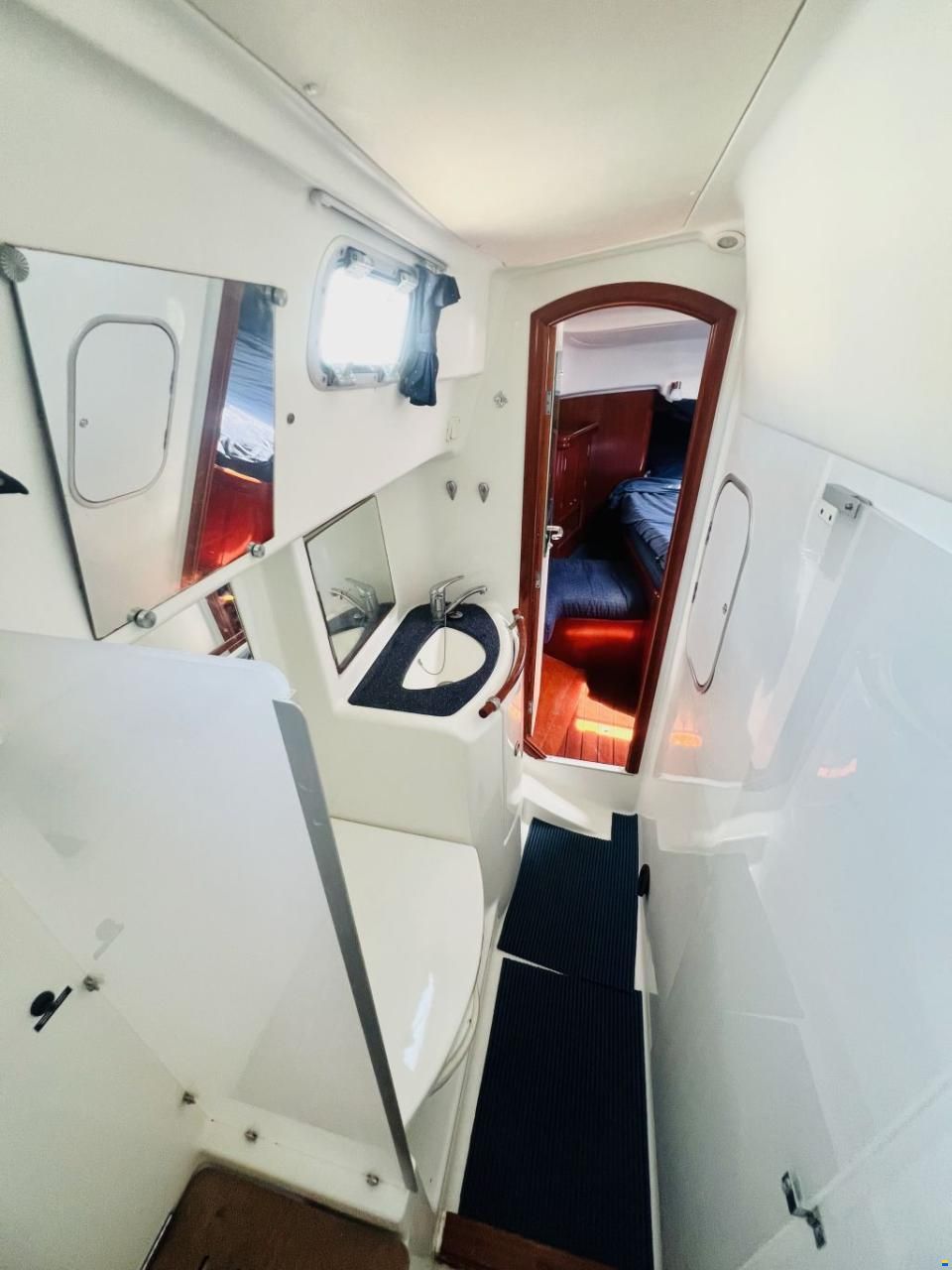 Beneteau Oceanis 42 CC