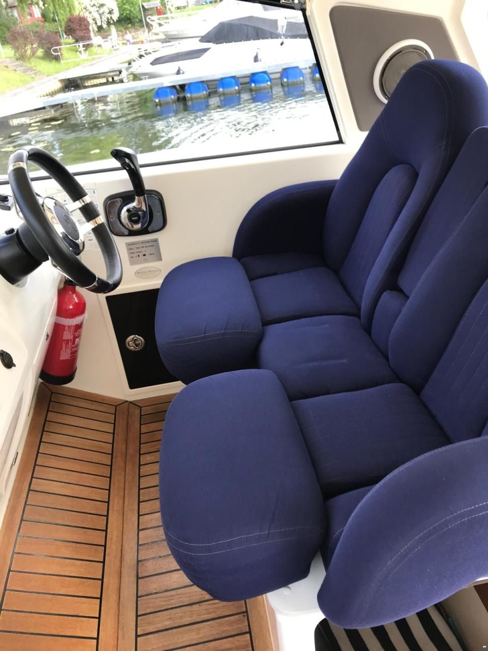 Marex 300 Sun Cruiser