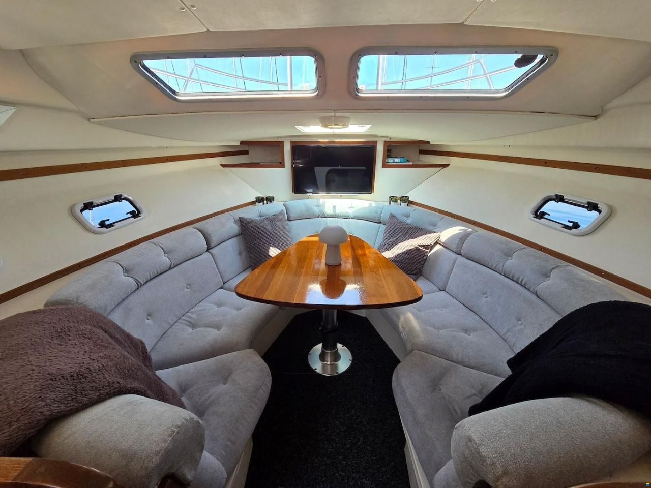 Alicraft 1050 Sports Cruiser
