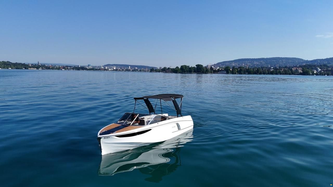Ganz Boats Ovation 7.6 Cabin