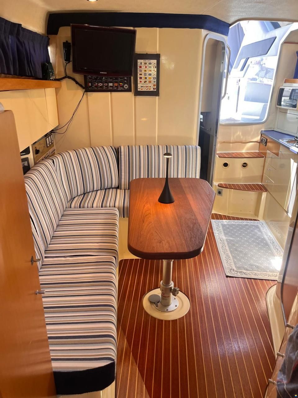 Gobbi 31 Cabin