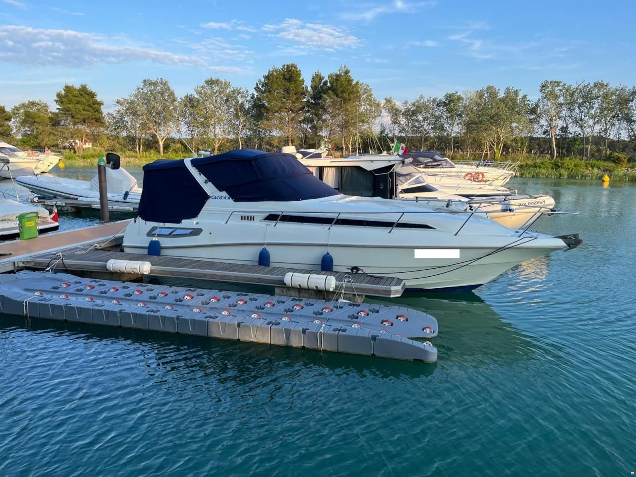 Gobbi 31 Cabin