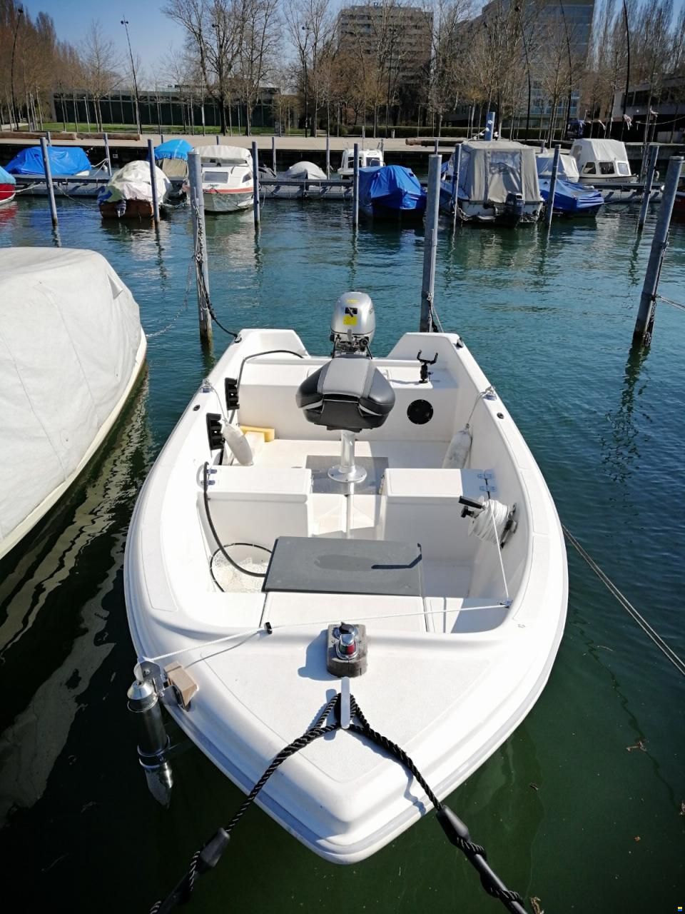 Quicksilver 440