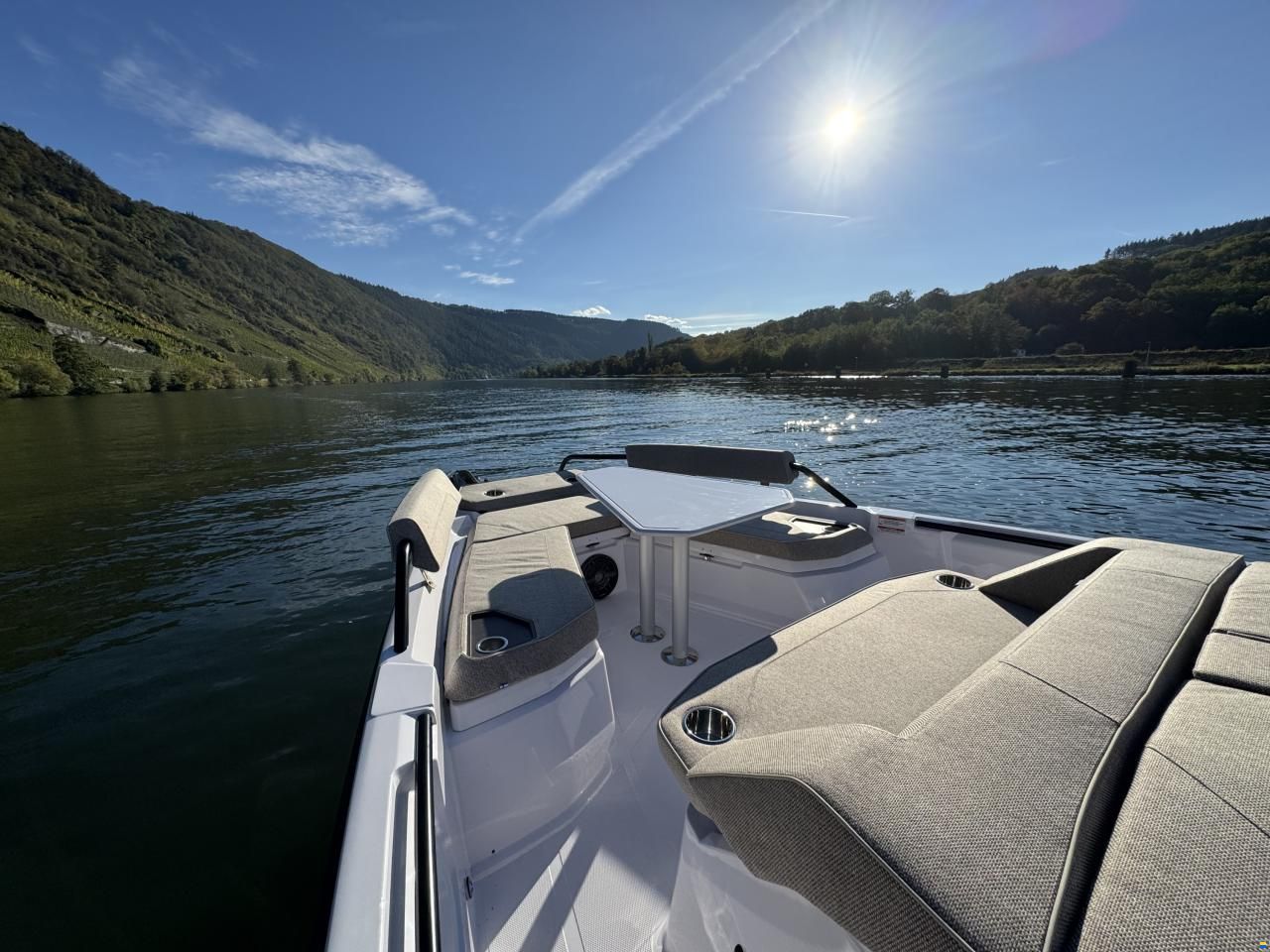 Axopar 38 XC Cross Cabin