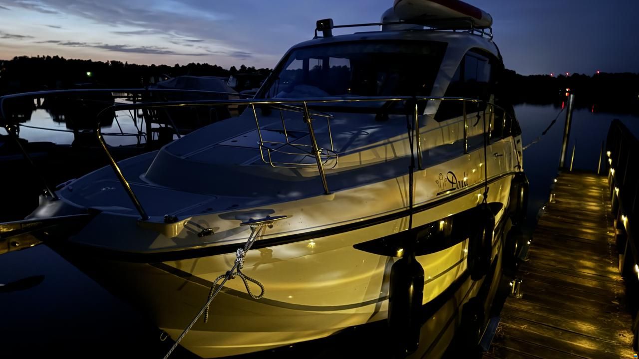 Quicksilver Activ 905 Weekend