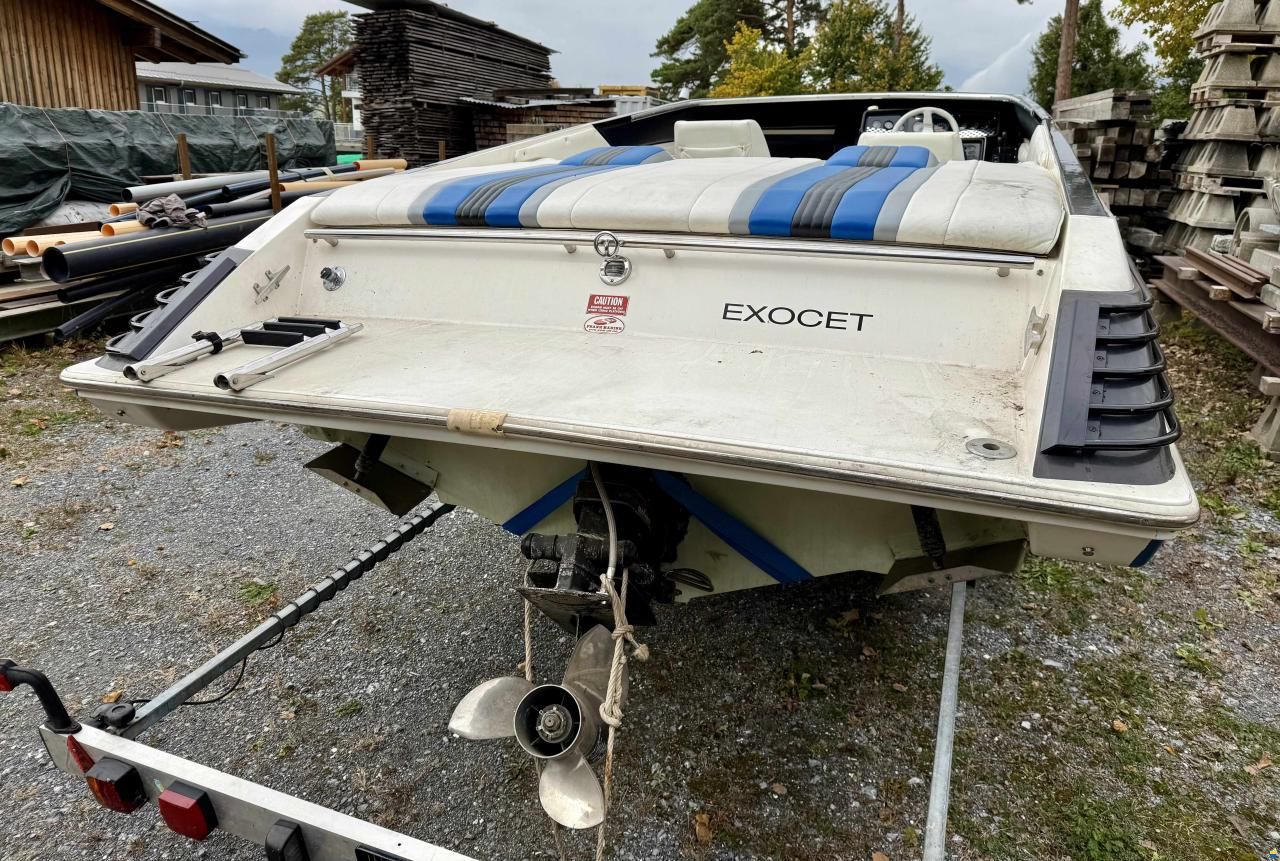 Wellcraft Scarab Excel 28