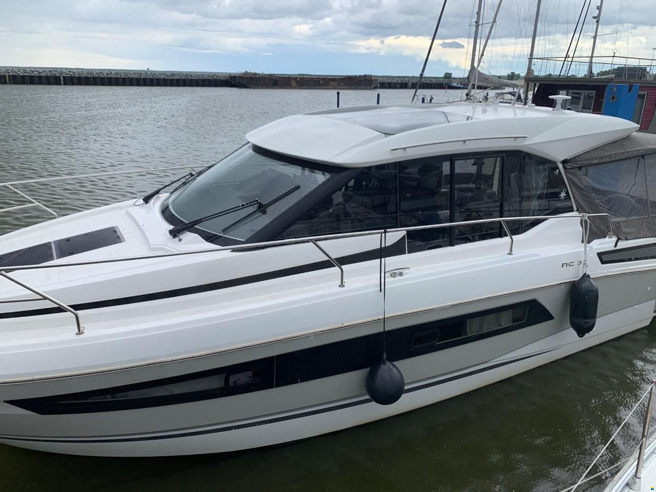 Jeanneau NC 33