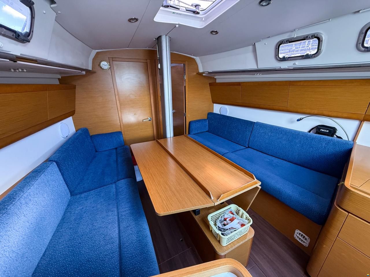 Beneteau First 30