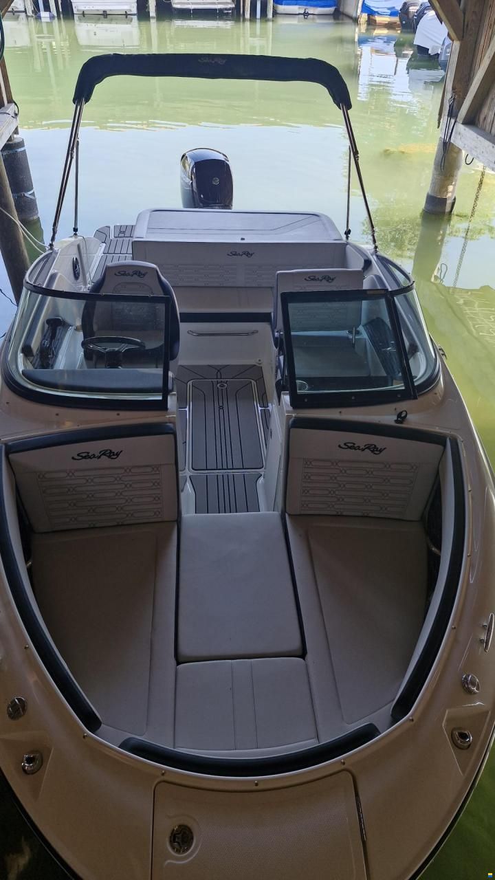 Sea Ray 190 OB
