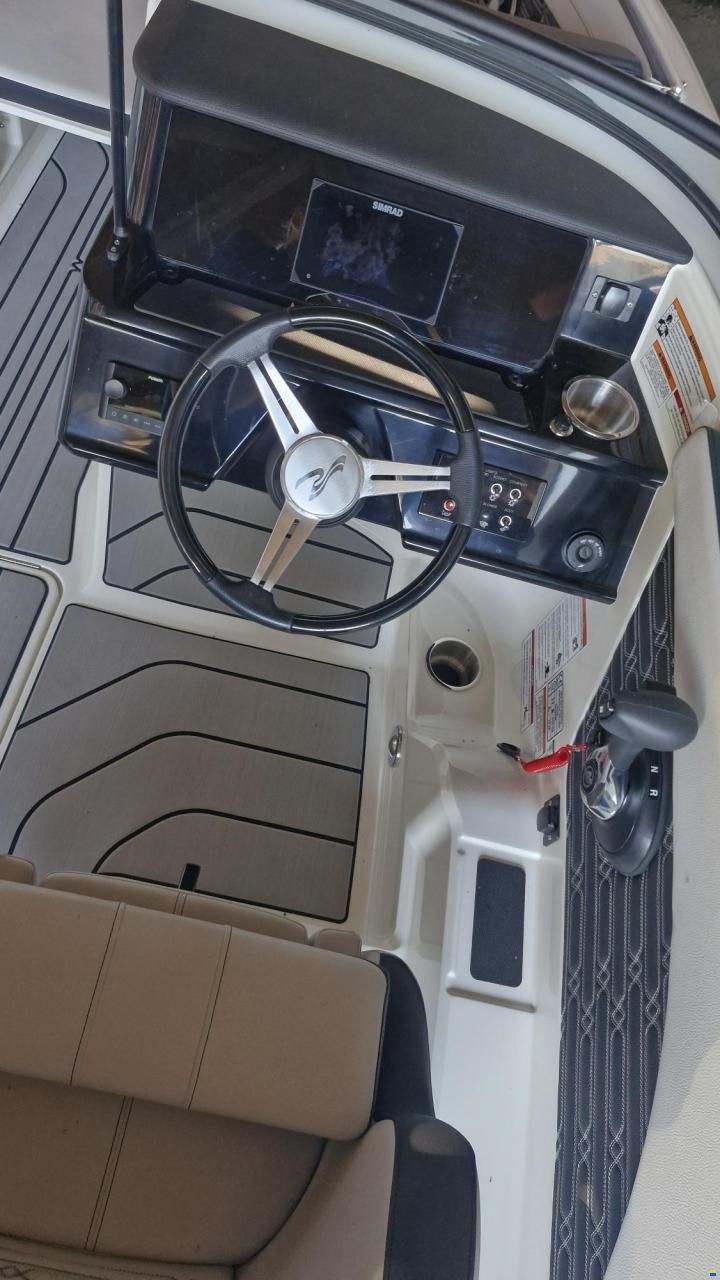Sea Ray 190 OB
