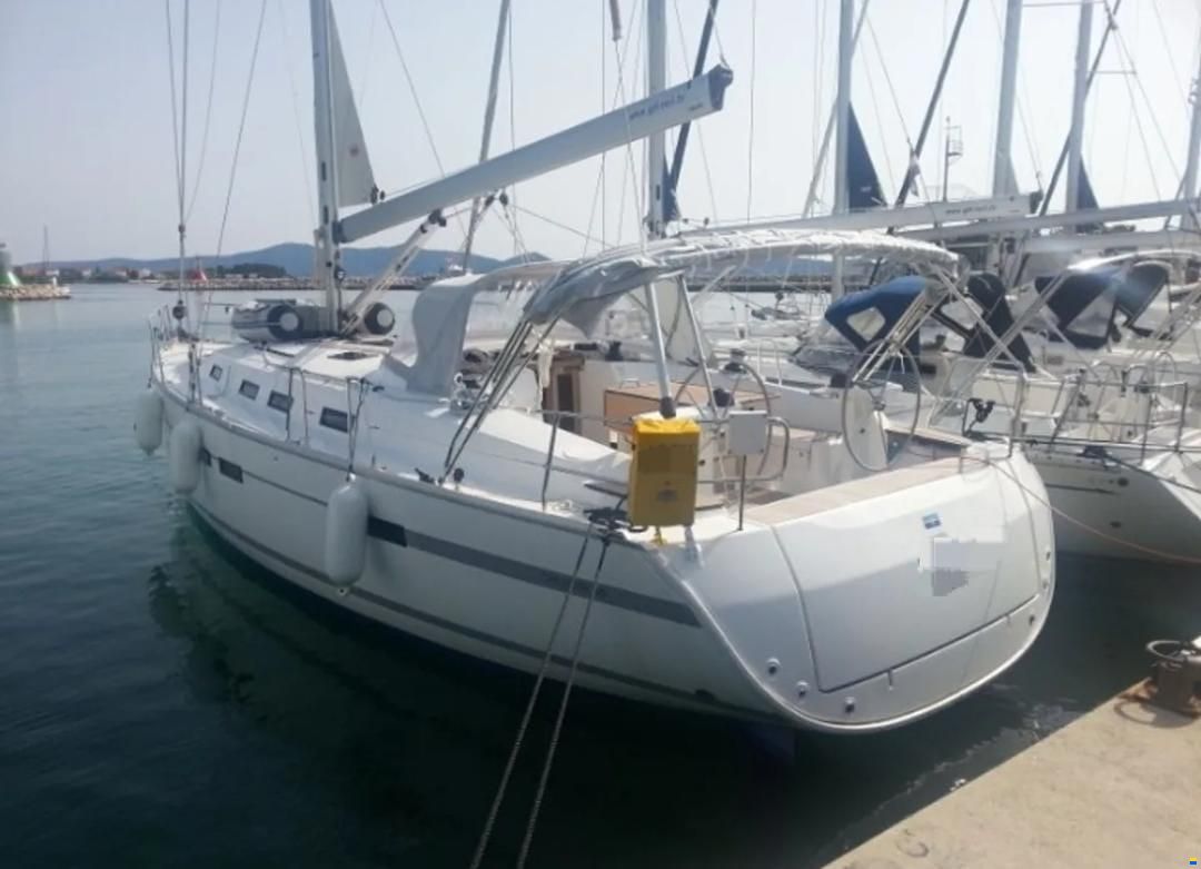 Bavaria CRUISER 45
