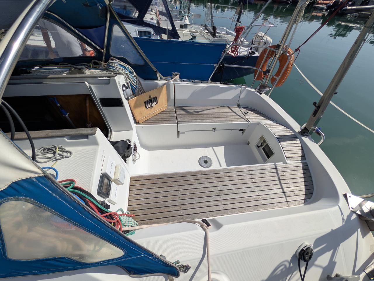 Beneteau Oceanis 320